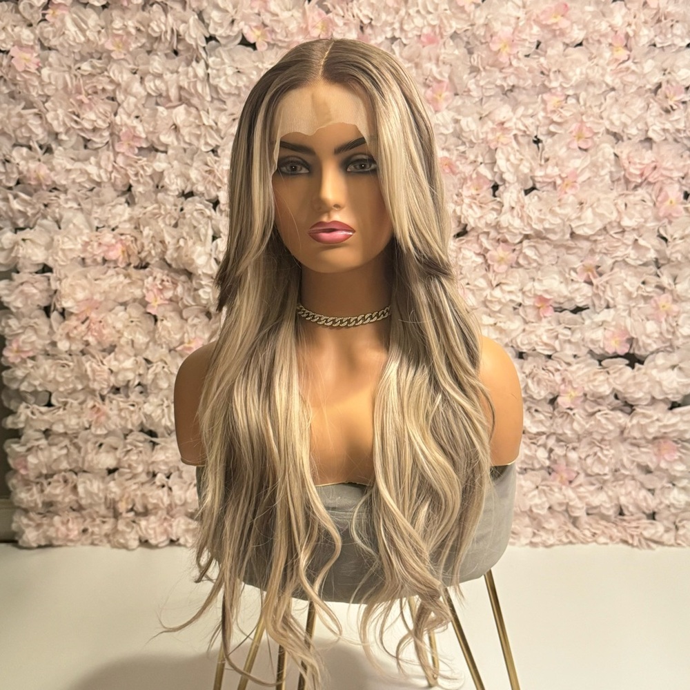 Realistic lace blonde wig